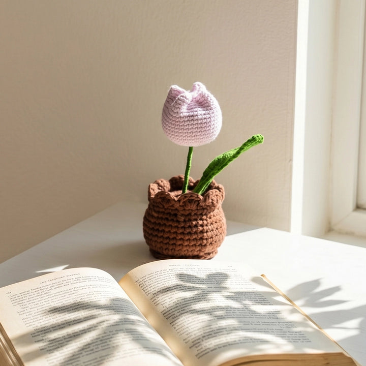 Crochet Tulip Pot