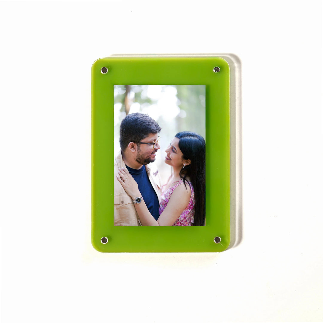 Polaroid Magnet Frame