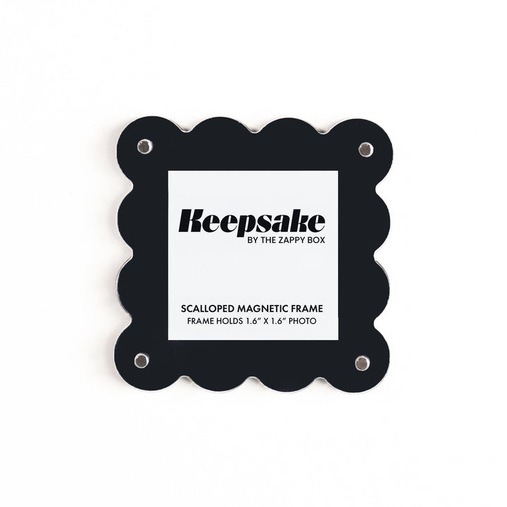 Keepsake Scalloped Magnetic Frame