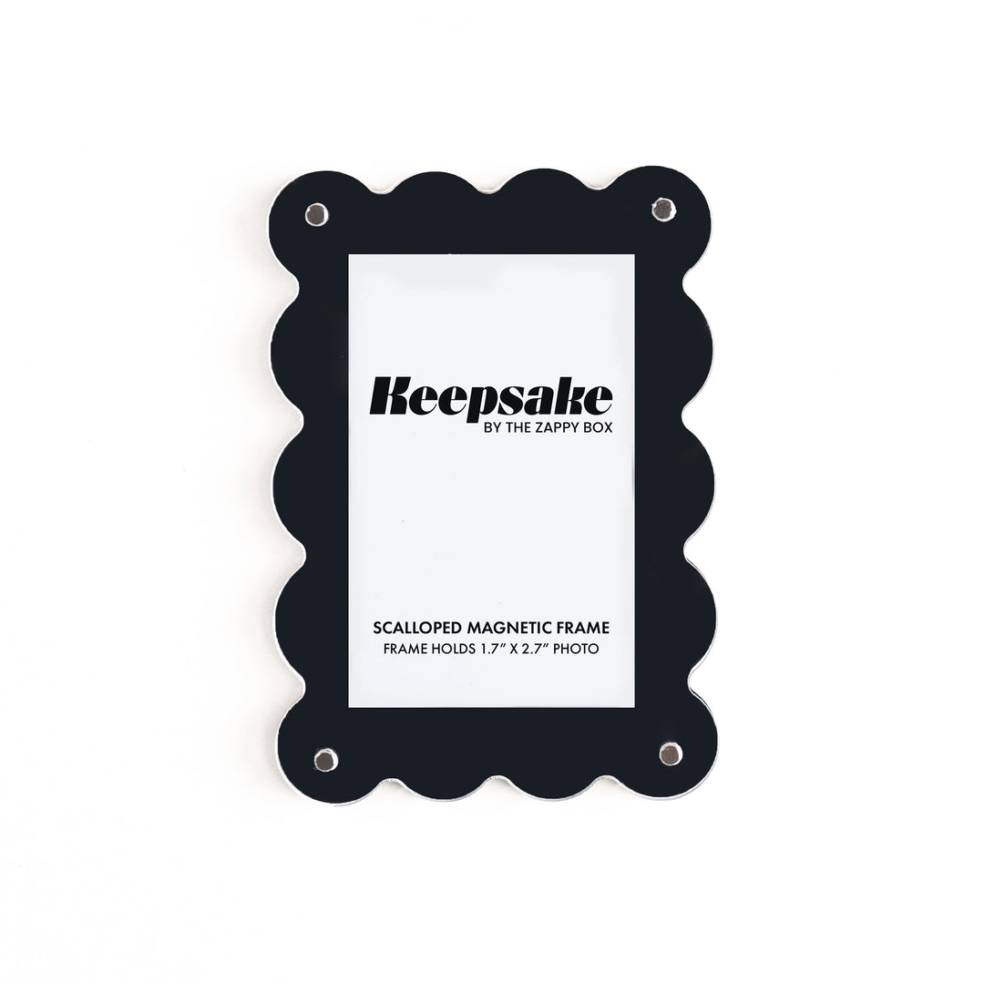 Keepsake Scalloped Magnetic Frame