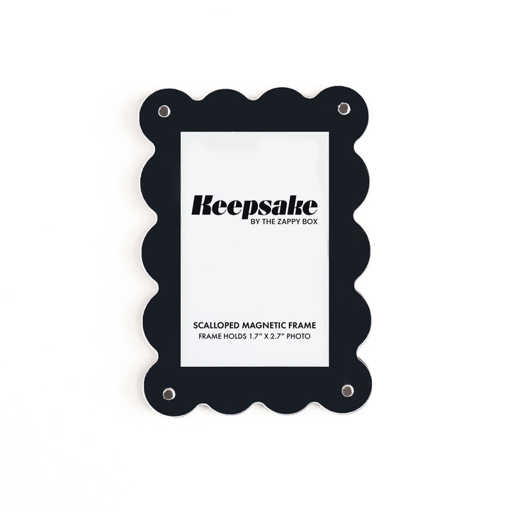 Keepsake Scalloped Magnetic Frame