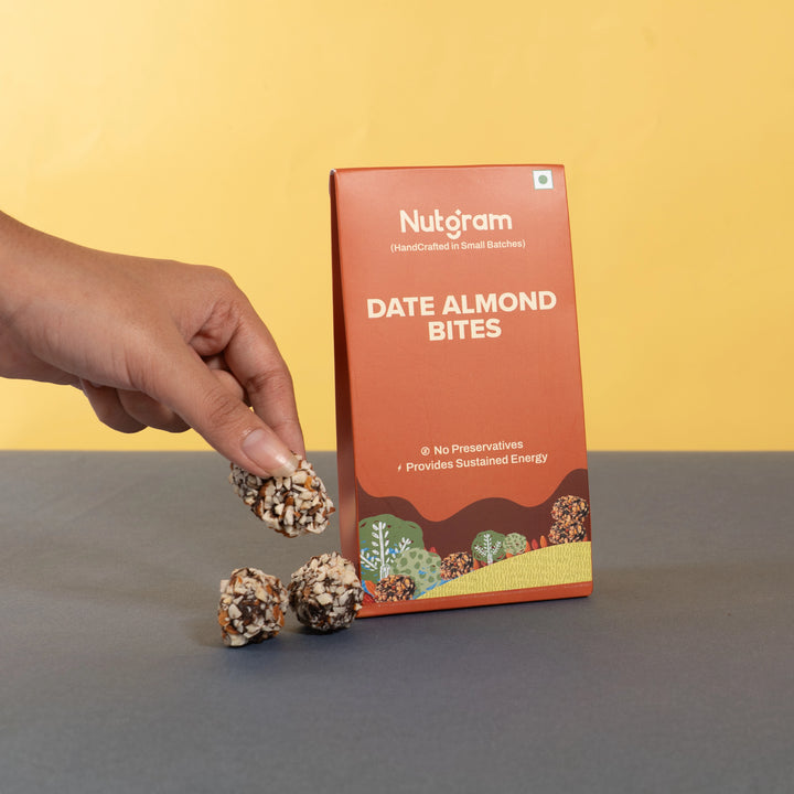 Date Almond Bites