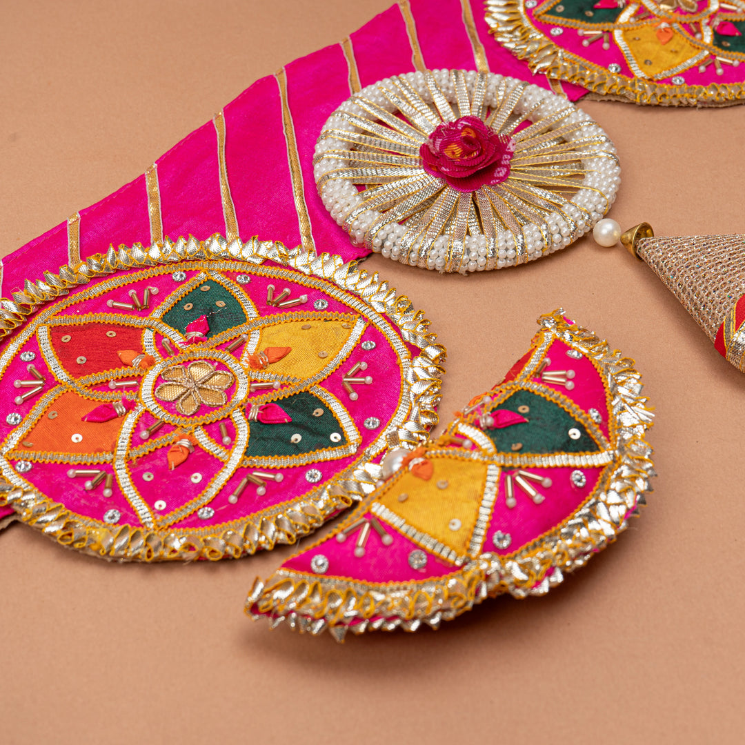 Gujiya Delight Toran