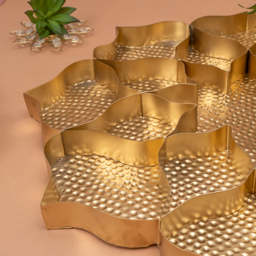 Lotus Pond Urli Platter