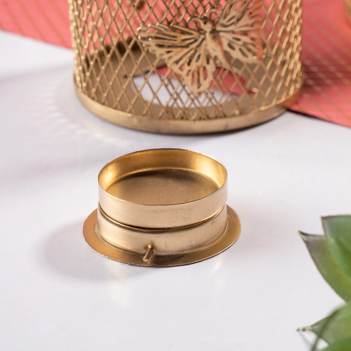 Modern Mesh Lanterns