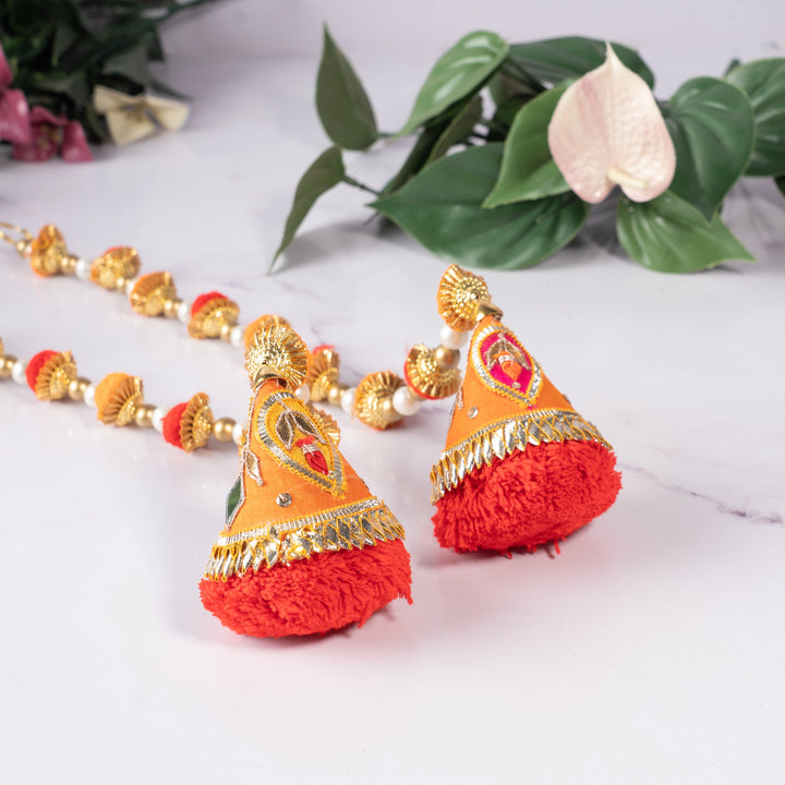 Pom Pom Drop Hangings