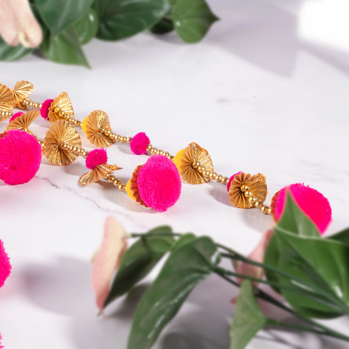 Pom Pom Ladi Hangings