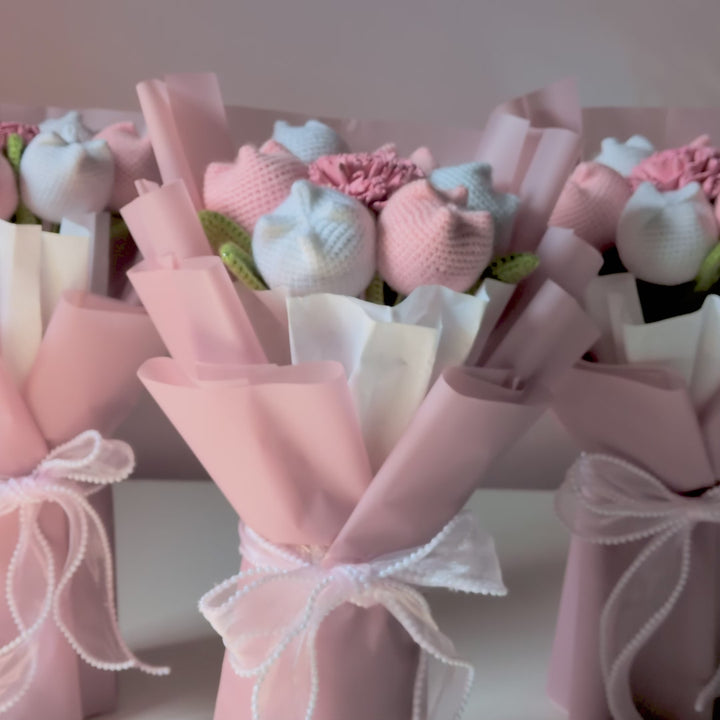 Blush & Bloom Crochet Flower Bouquet