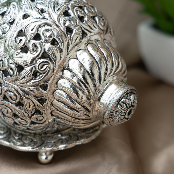 Carved Shankh With Stand